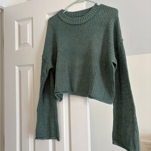 Wild Fable Green Crew Neck Sweater with Ribbed Texture